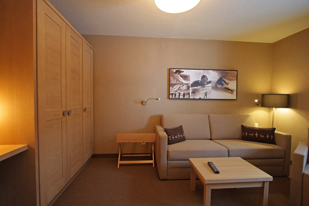 Hotel-Kaminstube-St-Anton-Arlberg-Zimmer-JuniorSuite-02